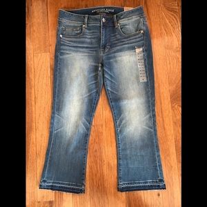 American Eagle Outfitters women’s KICK CROP